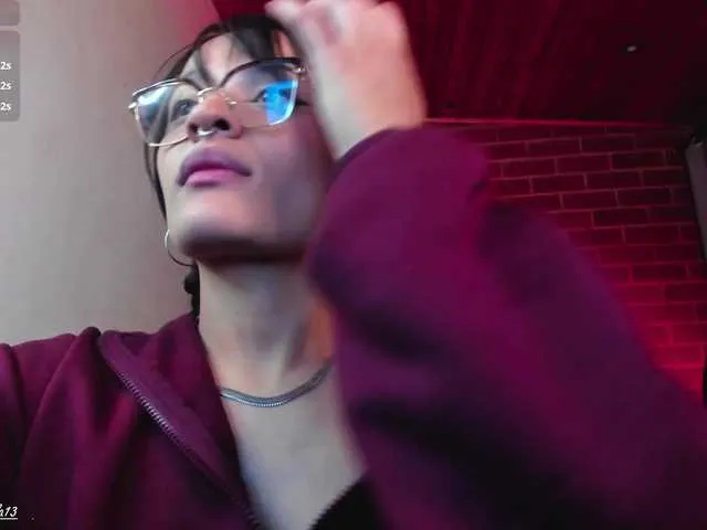 DiamondJo free chat on liveonude Image 2