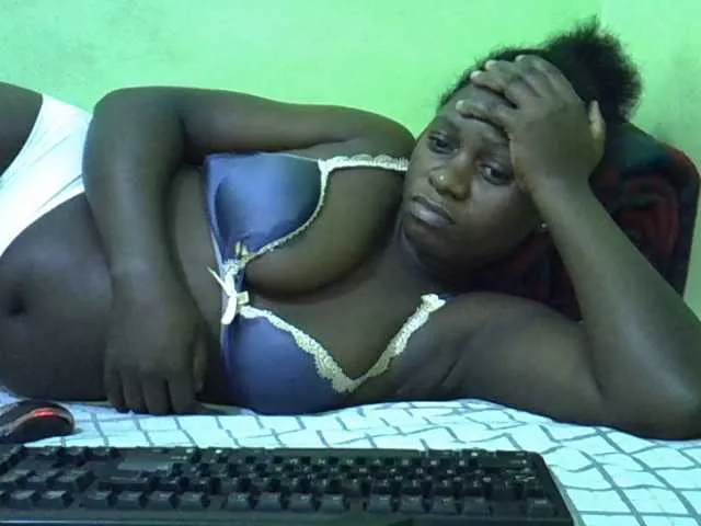 DiamondJo free chat on liveonude Image 5