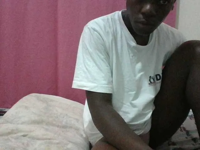 remax14 free chat on liveonude Image 5