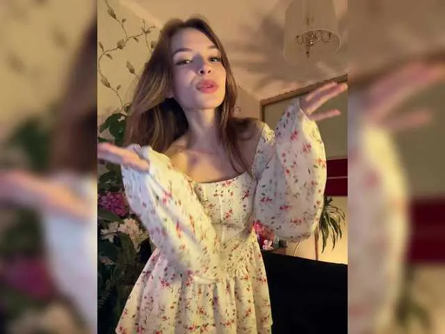 xunybany free chat on liveonude Image 3