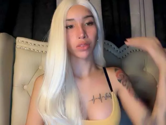 maddymendozaxx free chat on liveonude Image 4