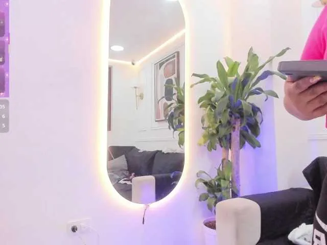 april_ebony18_ free chat on liveonude Image 16