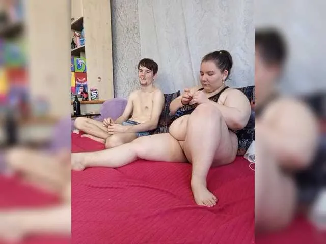 xunybany free chat on liveonude Image 15