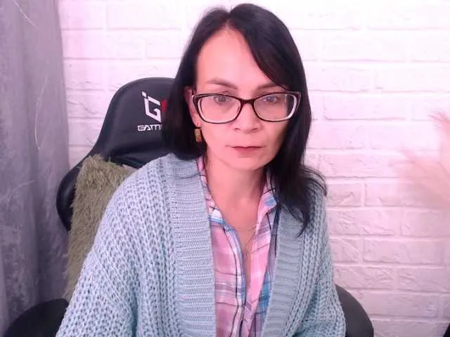 Wild-Angel777 free chat on liveonude Image 7