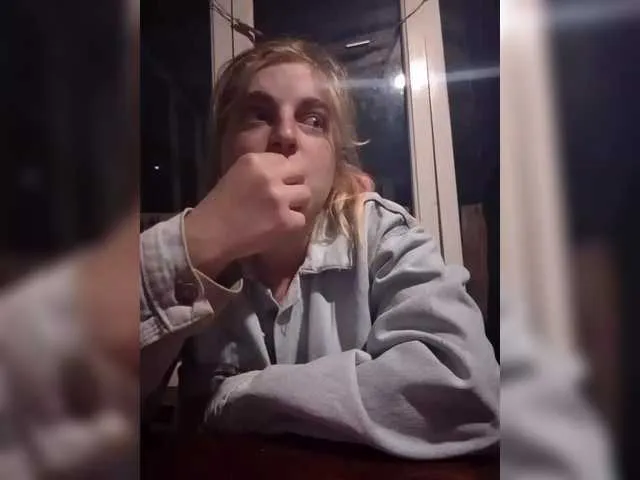 -Miray- free chat on liveonude Image 10