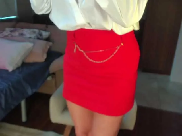 wini_fer free chat on liveonude Image 9