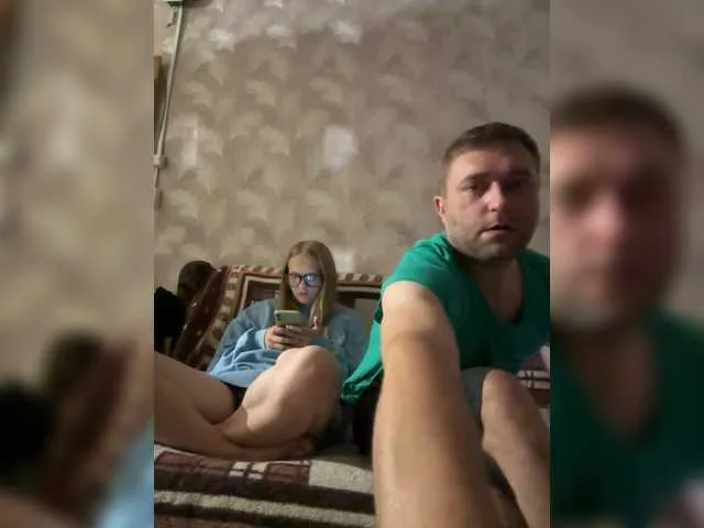 Denis1290-1 free chat on liveonude