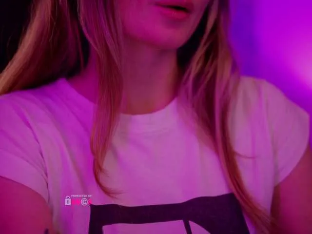 DiamondJo free chat on liveonude Image 14