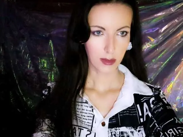 PinkFoxya free chat on liveonude Image 10