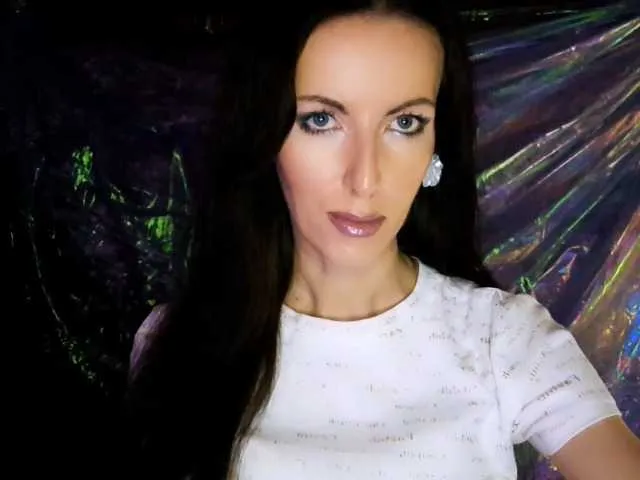 PinkFoxya free chat on liveonude Image 8