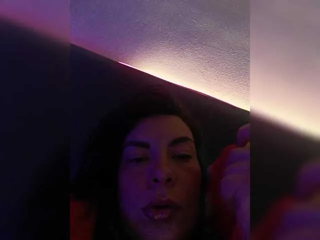 DiamondJo free chat on liveonude Image 2