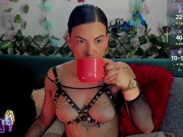 DiamondJo free chat on liveonude Image 6