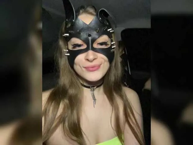 ELENA-XXX free chat on liveonude Image 11