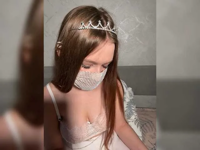 ELENA-XXX free chat on liveonude Image 11