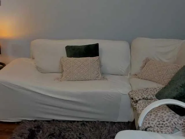 xunybany free chat on liveonude Image 9