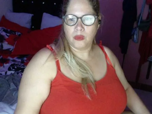 DiamondJo free chat on liveonude Image 19