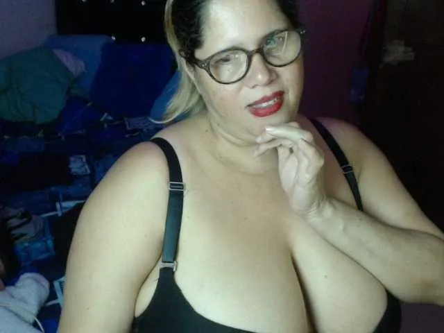 DiamondJo free chat on liveonude Image 8