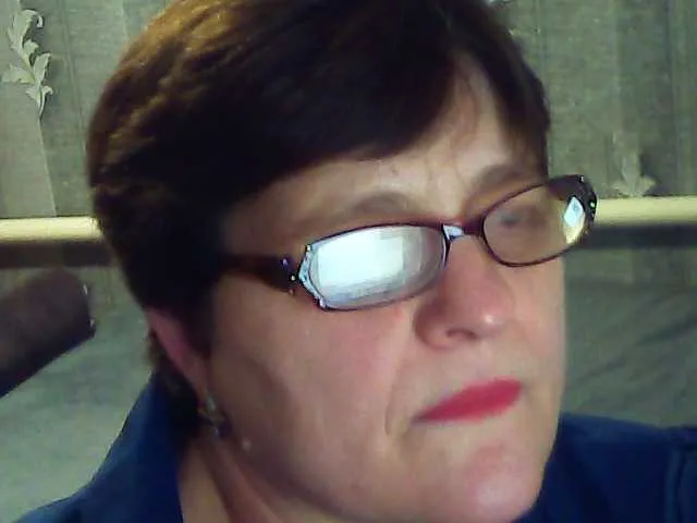 ElzaJewel free chat on liveonude