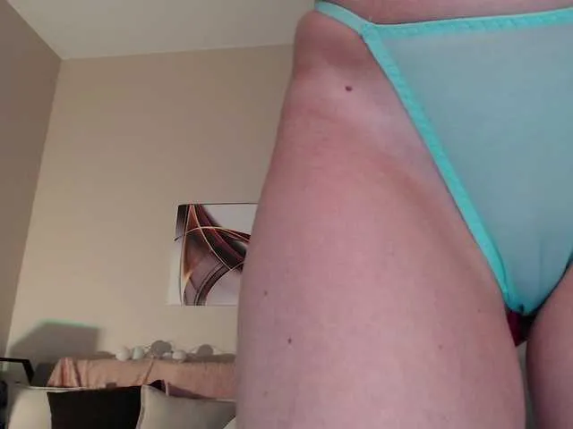 ELENA-XXX free chat on liveonude Image 4