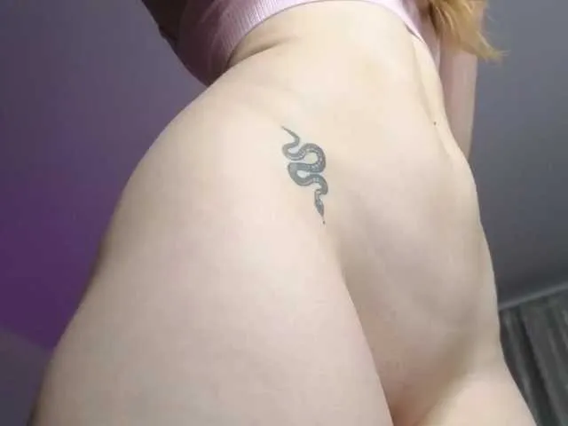 sarah_haggai free chat on liveonude Image 13