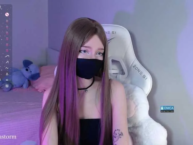 mandarinkaa free chat on liveonude Image 13