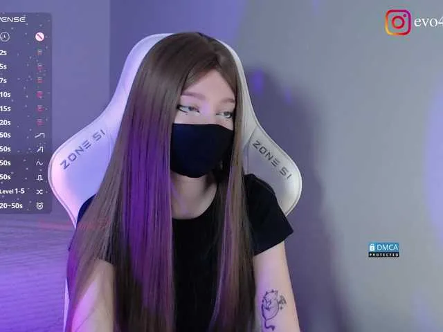 mandarinkaa free chat on liveonude Image 18