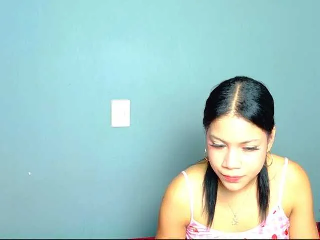 Sweetnissapri free chat on liveonude Image 11