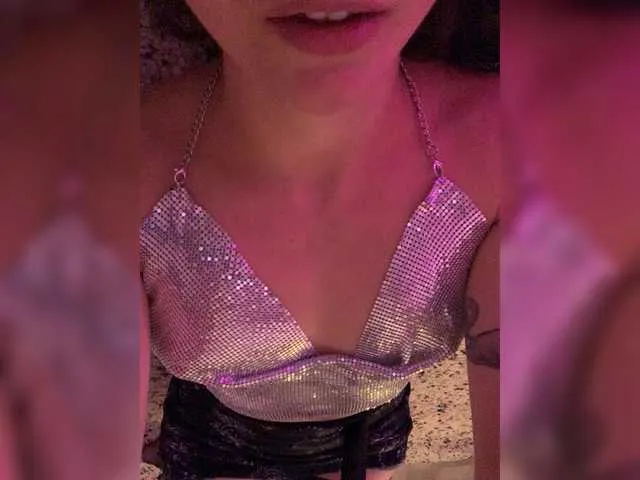 DiamondJo free chat on liveonude Image 9