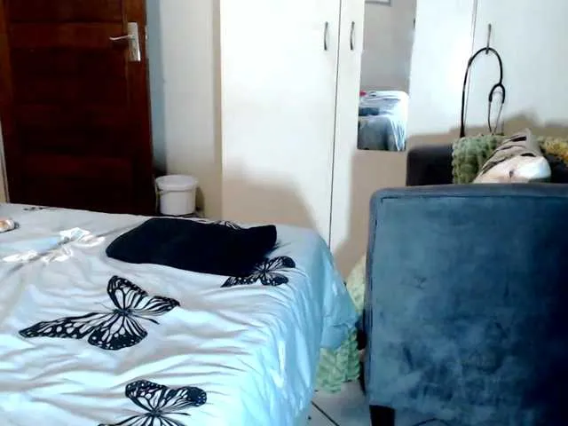 kyany_ free chat on liveonude Image 14