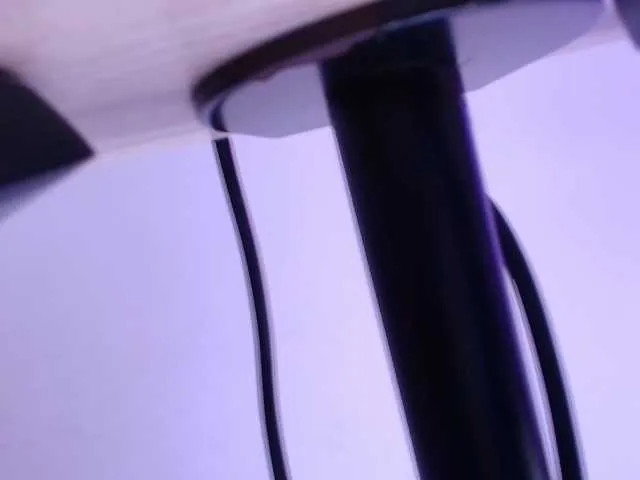 holly0550 free chat on liveonude Image 18