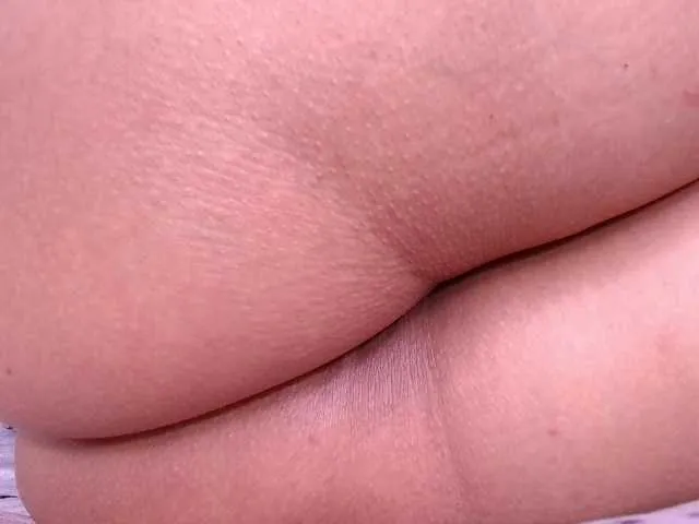 holly0550 free chat on liveonude Image 19