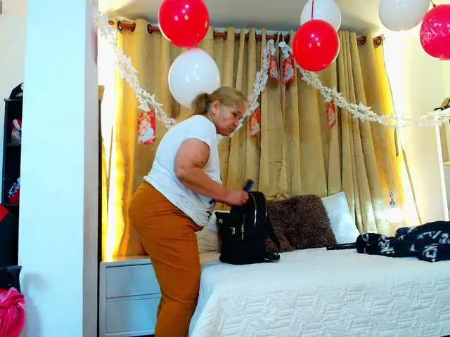 fit_valkiria free chat on liveonude Image 15