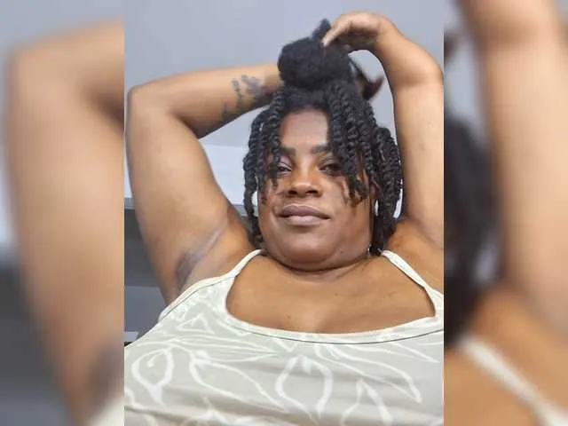 BELBIG free chat on liveonude Image 10