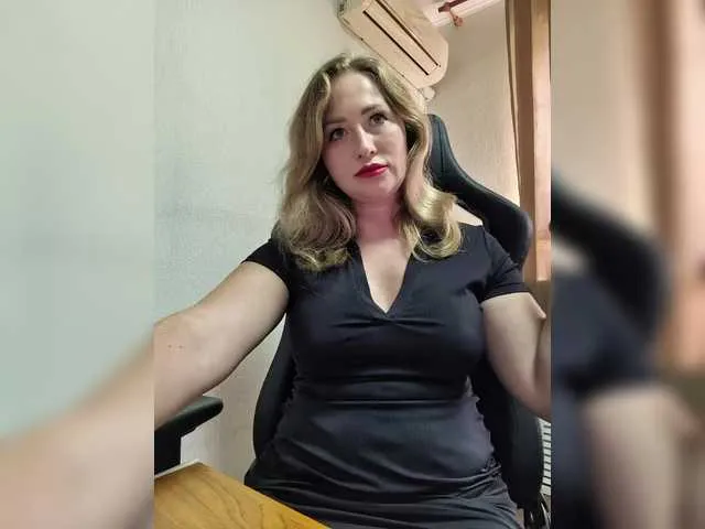 brilliantvictoria free chat on liveonude Image 10