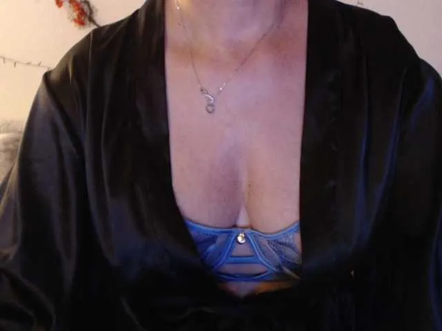 xunybany free chat on liveonude Image 10