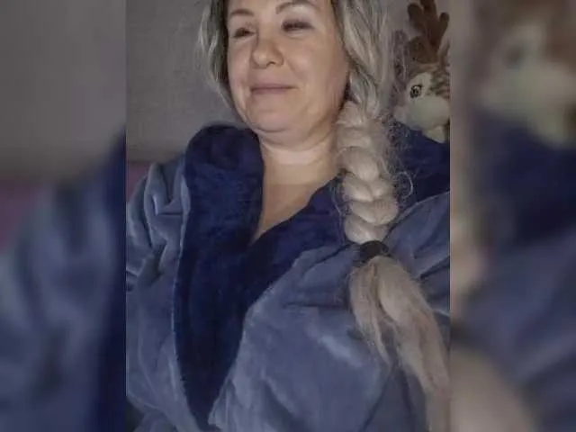 BELBIG free chat on liveonude Image 18