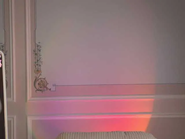 PinkFoxya free chat on liveonude Image 4