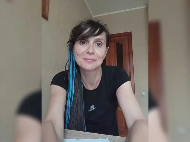 Wild-Angel777 free chat on liveonude Image 13