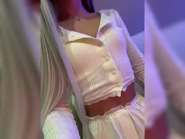 aryiia free chat on liveonude Image 12