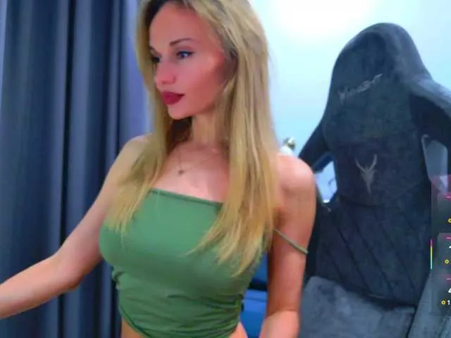 Girl-Pleasure free chat on liveonude Image 6