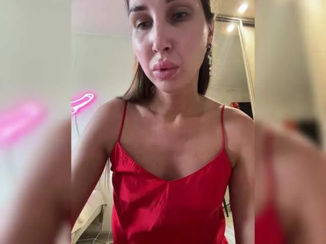 BELBIG free chat on liveonude Image 4