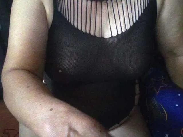 harleyysummers free chat on liveonude Image 13