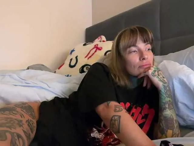 harleyysummers free chat on liveonude Image 19