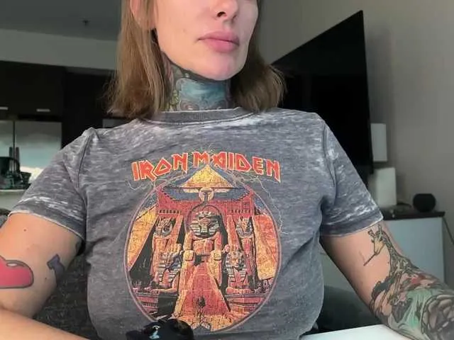 harleyysummers free chat on liveonude Image 7