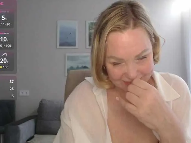 harleyysummers free chat on liveonude Image 17