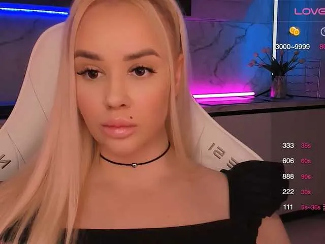 BELBIG free chat on liveonude Image 14