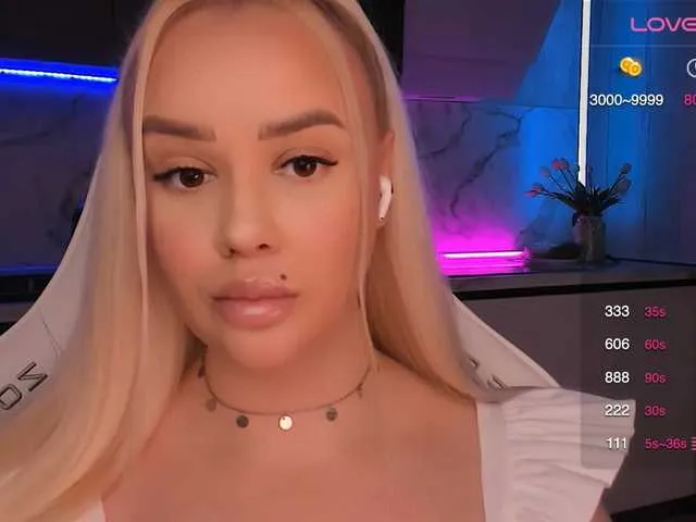 BELBIG free chat on liveonude Image 15