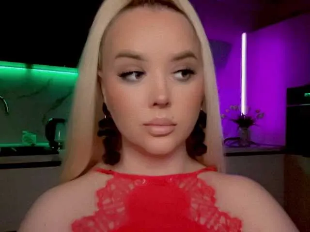 BELBIG free chat on liveonude Image 5