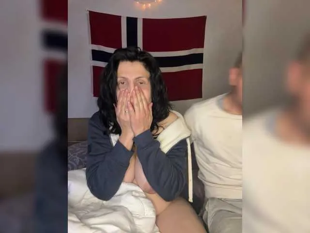 ELENA-XXX free chat on liveonude Image 12