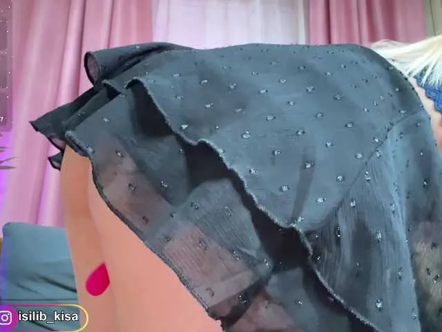 roxyheartley free chat on liveonude Image 9